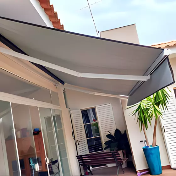 Toldo Articulado para sacada em São Roque SP